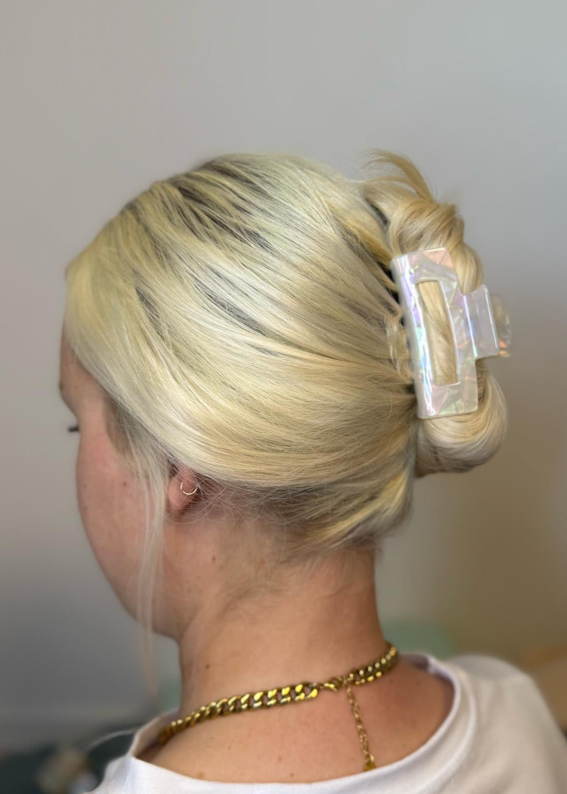 Pearl - Everyday Square Clip