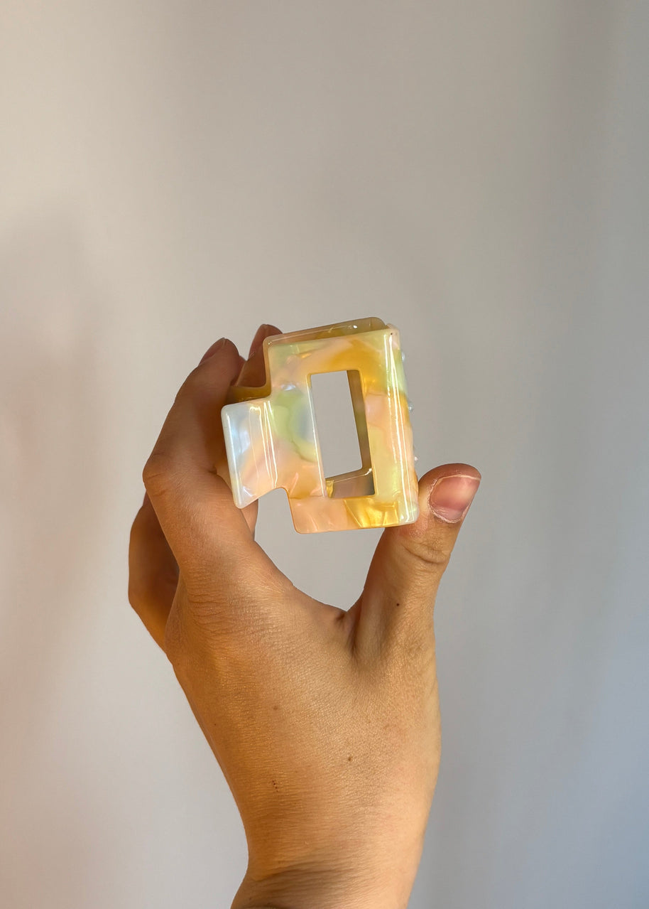 Malibu – Everyday Square Clip