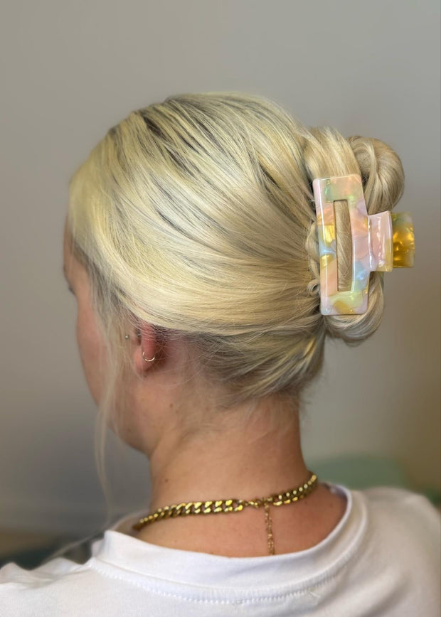 Malibu – Everyday Square Clip