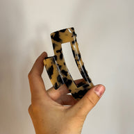 Savanna -  Everyday Square Clip