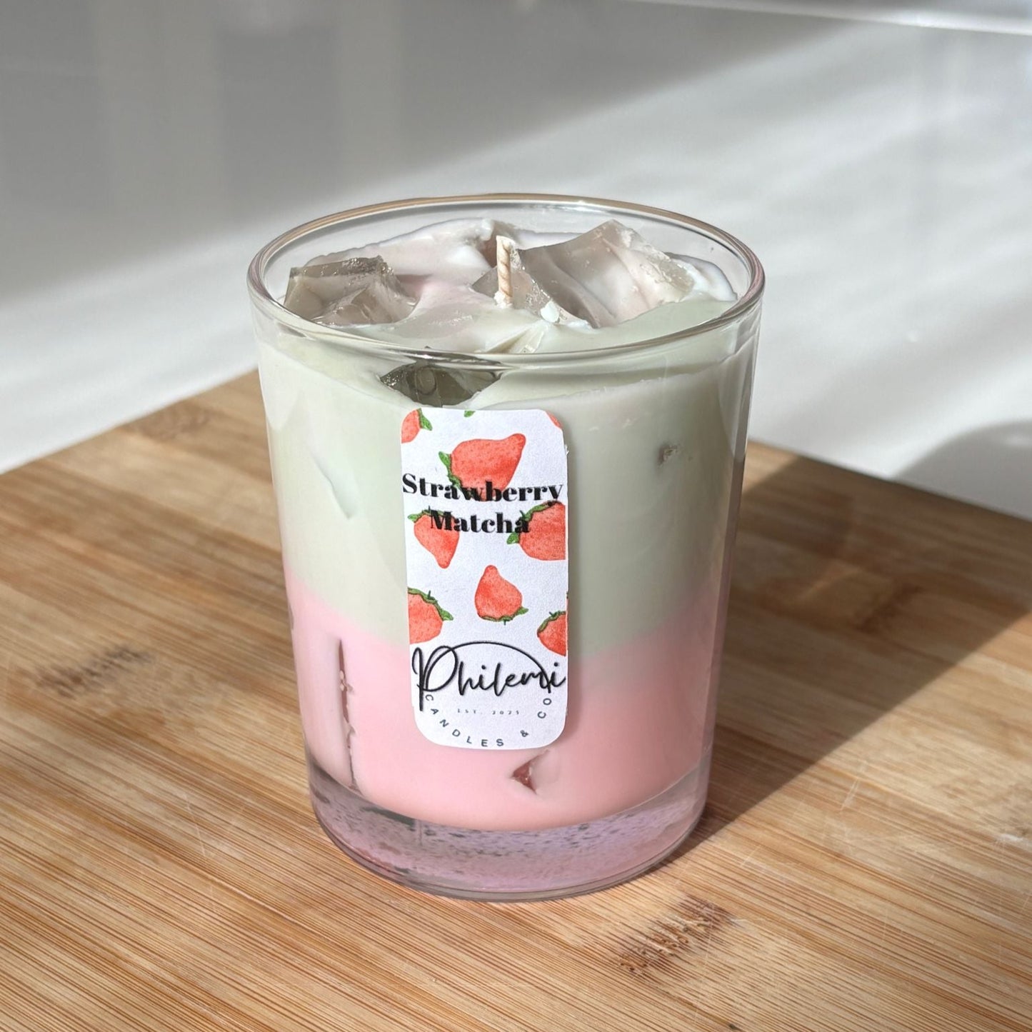 Strawberry Matcha Kerze